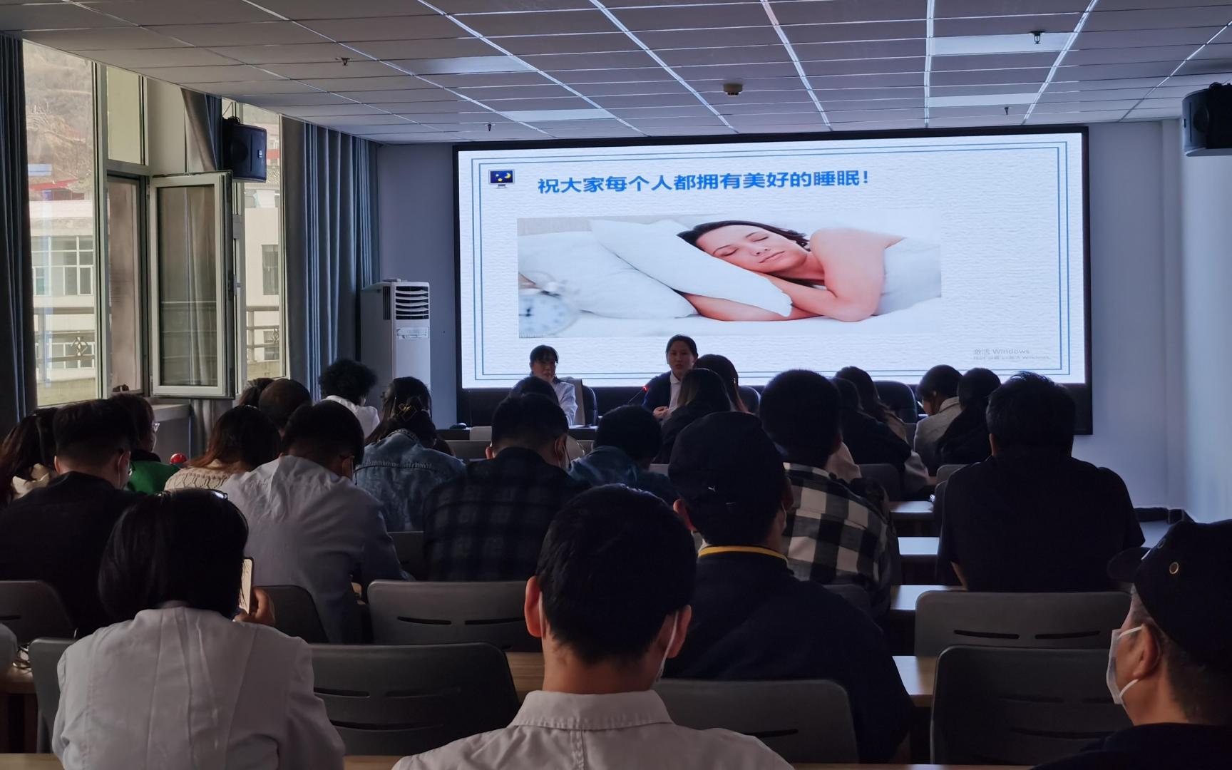 两者都保留在站内即可形成完整阅读路径