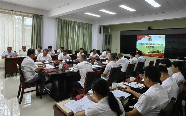 要持续深学细悟党的创新理论